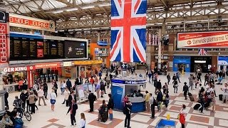 A Walk Through The London Victoria Station London England [upl. by Mayce13]